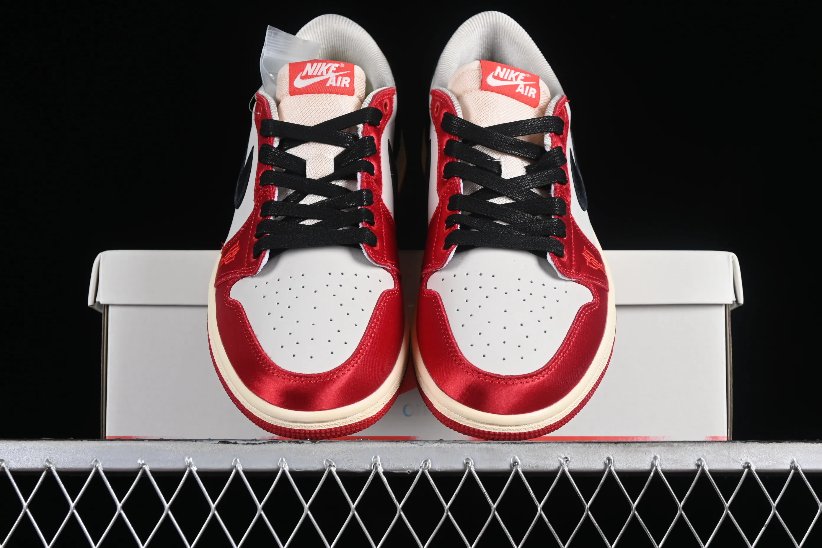 All categories Air Jordan Jordan series basketball shoes Air Jordan 1 Low Z version Trophy Room x Jordan 1 Low OG "Away" AJ1 Joe 1 black and red low-top cultural casual sneakers FN0432-100